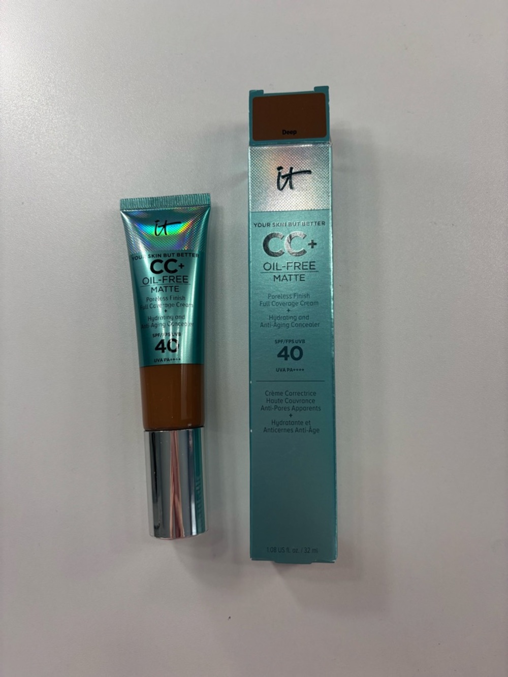 It Cosmetics Makeuo